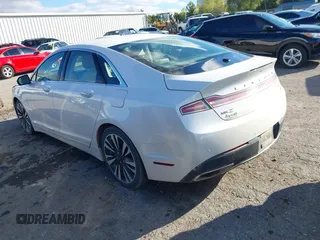 2018 Lincoln MKZ Reserve with VIN 3LN6L5E90JR620561, listed as a IAAI auction lot 40748397 with 62,825 mi miles. Bid and sale history available at carsss.com. Image 14.