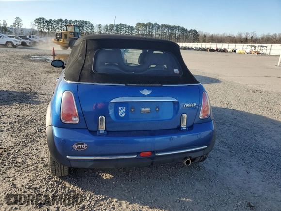 2006 MINI Convertible with VIN WMWRF33566TF65150, listed as a Copart auction lot 88430265 with 185,184 mi miles and Clean title. Bid and sale history available at DreamBid. Image 6.