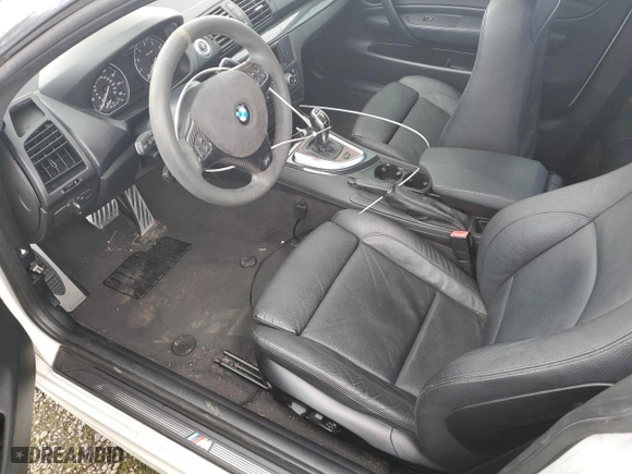 2011 BMW 1 Series 135i with VIN WBAUC9C53BVM09195, listed as a Copart auction lot 65192454 with 147,049 mi miles and Salvage Title. Bid and sale history available at carsss.com. Image 7.