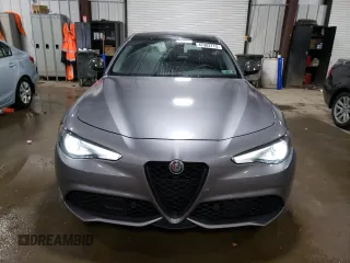 2019 Alfa Romeo Giulia Ti Sport with VIN ZARFANBN5K7615320, listed as a Copart auction lot 47382773 with 30,788 mi miles. Bid and sale history available at carsss.com. Image 5.