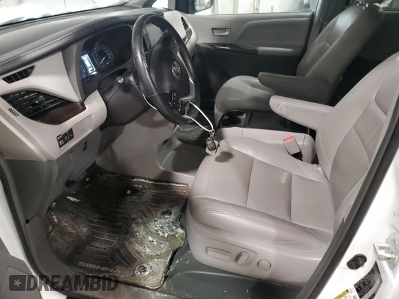 2019 Toyota Sienna XLE with VIN 5TDDZ3DC6KS218912, listed as a Copart auction lot 44767225 with 107,493 mi miles and Salvage Title. Bid and sale history available at carsss.com. Image 7.