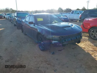 2020 Dodge Charger R/T with VIN 2C3CDXCT4LH178403, listed as a IAAI auction lot 41821496 with 61,225 mi miles and . Bid and sale history available at carsss.com. Image 1.