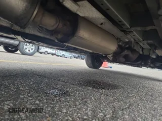2020 Ford Transit Cargo z VIN 1FTBR2YG9LKB09125, wystawiony jako IAAI lot #42774093 z przebiegiem 98 738 mil mil oraz . Historia ofert i sprzedaży dostępna na DreamBid. Obrazek 12.