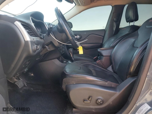 2015 Jeep Cherokee Trailhawk with VIN 1C4PJMBS6FW685595, listed as a Copart auction lot 44827485 with 176,387 mi miles and Salvage Title. Bid and sale history available at carsss.com. Image 7.