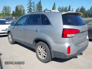 2014 Kia Sorento LX with VIN 5XYKTDA68EG481238, listed as a IAAI auction lot 42055425 with 106,248 mi miles. Bid and sale history available at carsss.com. Image 3.