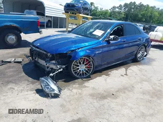 2017 Mercedes-Benz C 63 S AMG с VIN 55SWF8HB4HU192807, выставлен на аукционе IAAI как лот 42311350 с пробегом Не указан миль и . История ставок и продаж доступна на DreamBid. Изображение 18.