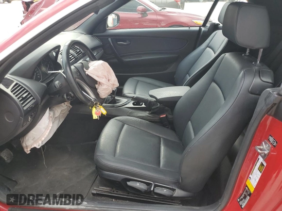 2012 BMW 1 Series 128i z VIN WBAUL7C52CVE87329, wystawiony jako Copart lot #52867624 z przebiegiem 91 237 mil mil oraz Szkoda całkowita • Salvage title. Historia ofert i sprzedaży dostępna na DreamBid. Obrazek 7.
