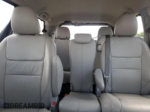 2018 Toyota Sienna XLE Auto Access Seat with VIN 5TDYZ3DC9JS913742, listed as a Copart auction lot 63987465 with 94,675 mi miles and Clean title. Bid and sale history available at DreamBid. Image 10.