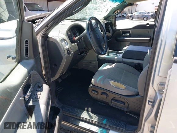 2006 Ford F-150 XLT с VIN 1FTPW14506KC52711, выставлен на аукционе IAAI как лот 42530613 с пробегом 206 528 миль миль и . История ставок и продаж доступна на DreamBid. Изображение 5.
