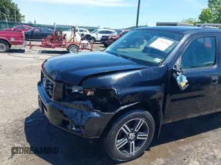2013 Honda Ridgeline Sport z VIN 5FPYK1F73DB010222, wystawiony jako IAAI lot #42296796 z przebiegiem 179 476 mil mil oraz . Historia ofert i sprzedaży dostępna na DreamBid. Obrazek 6.