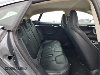2013 Tesla Model S Performance с VIN 5YJSA1CP6DFP22018, выставлен на аукционе Copart как лот 55681235 с пробегом 86 813 миль миль и Списание • Salvage title. История ставок и продаж доступна на DreamBid. Изображение 10.