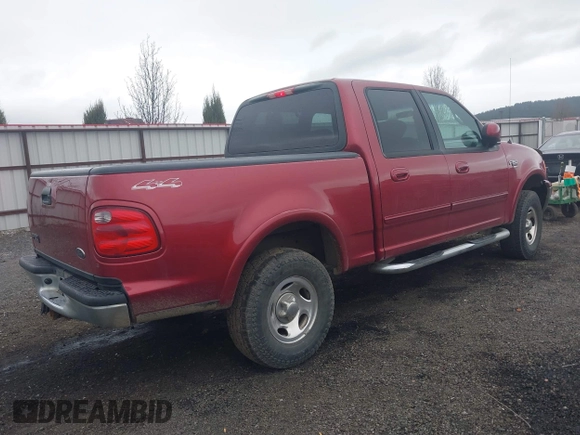 2002 Ford F-150 XLT with VIN 1FTRW08L32KB89593, listed as a IAAI auction lot 41925268 with 178,019 mi miles. Bid and sale history available at carsss.com. Image 4.