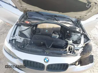 2013 BMW 3 Series 328i with VIN WBA3C1C54DK103415, listed as a IAAI auction lot 42147590 with 113,188 mi miles and . Bid and sale history available at carsss.com. Image 10.
