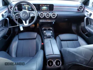 2019 Mercedes-Benz A 220 z VIN WDD3G4EB1KW020855, wystawiony jako Copart lot #45784615 z przebiegiem 71 374 mil mil oraz Szkody całkowita. Historia ofert i sprzedaży dostępna na DreamBid. Obrazek 8.