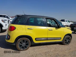 2015 FIAT 500L Urbana Trekking z VIN ZFBCFADH4FZ031650, wystawiony jako IAAI lot #42125476 z przebiegiem 43 511 mil mil oraz . Historia ofert i sprzedaży dostępna na DreamBid. Obrazek 13.