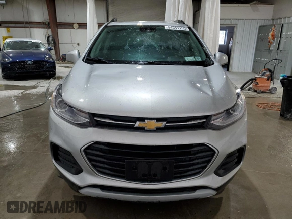 2019 Chevrolet Trax LT with VIN KL7CJPSB8KB932596, listed as a Copart auction lot 54541155 with 67,752 mi miles and Salvage Title. Bid and sale history available at carsss.com. Image 5.