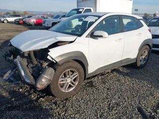 2018 Hyundai Kona SE with VIN KM8K1CAA3JU094976, listed as a IAAI auction lot 40796987 with 128,592 mi miles. Bid and sale history available at carsss.com. Image 19.