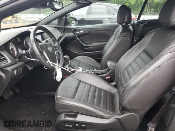 2016 Buick Cascada Premium с VIN W04WT3N58GG103797, выставлен на аукционе Copart как лот 55849665 с пробегом 41 912 миль миль и Списание • Salvage title. История ставок и продаж доступна на DreamBid. Изображение 7.