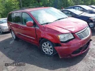2013 Chrysler Town & Country Touring z VIN 2C4RC1BG7DR540164, wystawiony jako IAAI lot #42260067 z przebiegiem 167 068 mil mil oraz . Historia ofert i sprzedaży dostępna na DreamBid. Obrazek 1.