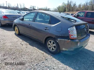2007 Toyota Prius with VIN JTDKB20U473203712, listed as a IAAI auction lot 41937290 with 192,795 mi miles and . Bid and sale history available at carsss.com. Image 3.