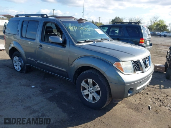2006 Nissan Pathfinder SE z VIN 5N1AR18W66C674102, wystawiony jako IAAI lot #41984100 z przebiegiem 274 803 mil mil oraz . Historia ofert i sprzedaży dostępna na DreamBid. Obrazek 1.
