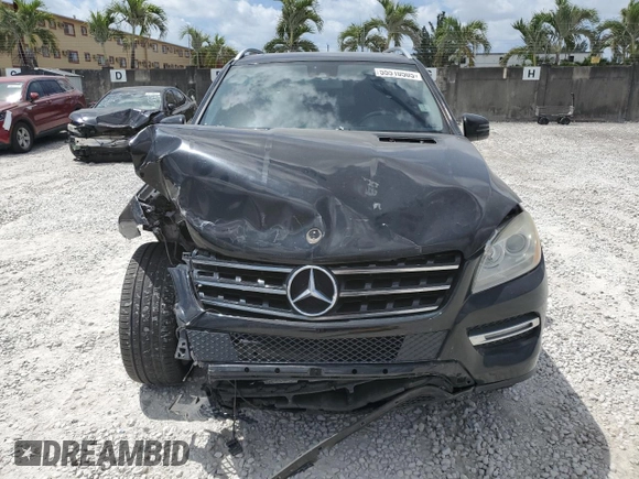 2014 Mercedes-Benz M 350 with VIN 4JGDA5JB1EA351654, listed as a Copart auction lot 55510505 with 193,285 mi miles and Salvage title. Bid and sale history available at DreamBid. Image 5.