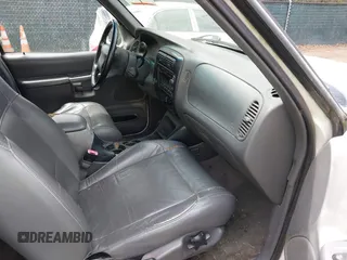1999 Ford Explorer XLT с VIN 1FMZU35P4XZA92038, выставлен на аукционе IAAI как лот 42093151 с пробегом 156 949 миль миль и . История ставок и продаж доступна на DreamBid. Изображение 5.
