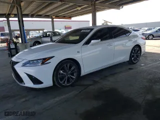 2020 Lexus ES with VIN 58AGZ1B10LU062421, listed as a Copart auction lot 50784555 with 81,514 mi miles and Salvage Title. Bid and sale history available at carsss.com. Image 1.