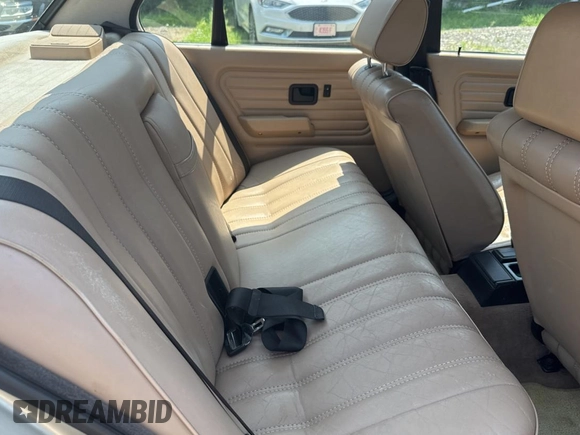 1991 BMW 3 Series с VIN WBAAD2318MED29093, выставлен на аукционе Copart как лот 65037895 с пробегом 139 180 миль миль и Чистый • Clean title. История ставок и продаж доступна на DreamBid. Изображение 6.