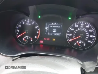 2017 Kia Optima LX z VIN 5XXGT4L38HG139029, wystawiony jako IAAI lot #41170780 z przebiegiem 131 201 mil mil oraz . Historia ofert i sprzedaży dostępna na DreamBid. Obrazek 7.