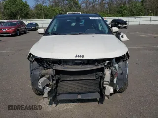 2018 Jeep Compass Latitude z VIN 3C4NJDBB3JT326243, wystawiony jako Copart lot #60688755 z przebiegiem 55 432 mil mil oraz Szkoda całkowita • Salvage title. Historia ofert i sprzedaży dostępna na DreamBid. Obrazek 5.