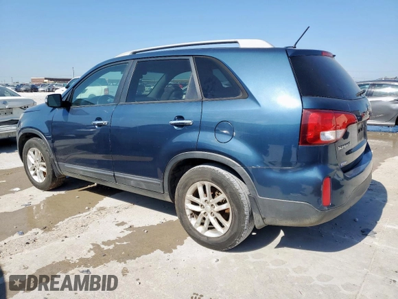 2015 Kia Sorento LX with VIN 5XYKT3A68FG609120, listed as a Copart auction lot 54135965 with 135,898 mi miles and Clean Title. Bid and sale history available at DreamBid. Image 2.