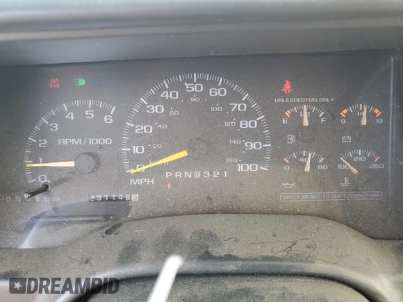 1998 GMC Suburban z VIN 3GKFK16R1WG503206, wystawiony jako Copart lot #69802344 z przebiegiem 231 148 mil mil oraz Szkody całkowita. Historia ofert i sprzedaży dostępna na DreamBid. Obrazek 9.