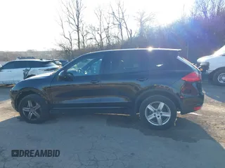 2014 Porsche Cayenne with VIN WP1AA2A27ELA93844, listed as a IAAI auction lot 41544491 with 69,967 mi miles and . Bid and sale history available at DreamBid. Image 15.