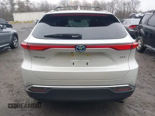 2023 Toyota Venza LE z VIN JTEAAAAH1PJ130932, wystawiony jako IAAI lot #41944972 z przebiegiem 18 870 mil mil oraz . Historia ofert i sprzedaży dostępna na DreamBid. Obrazek 16.