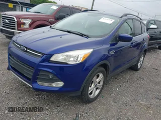 2016 Ford Escape SE z VIN 1FMCU9GX9GUB75094, wystawiony jako IAAI lot #42331270 z przebiegiem 162 288 mil mil oraz . Historia ofert i sprzedaży dostępna na DreamBid. Obrazek 17.