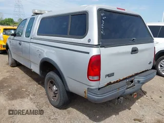 2002 Ford F-150 XL с VIN 1FTRX18L52NB18963, выставлен на аукционе IAAI как лот 42042014 с пробегом 229 262 миль миль и . История ставок и продаж доступна на DreamBid. Изображение 3.