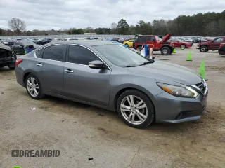 2017 Nissan Altima SR with VIN 1N4BL3AP1HC122167, listed as a Copart auction lot 49711625 with 174,399 mi miles and Salvage title. Bid and sale history available at DreamBid. Image 4.