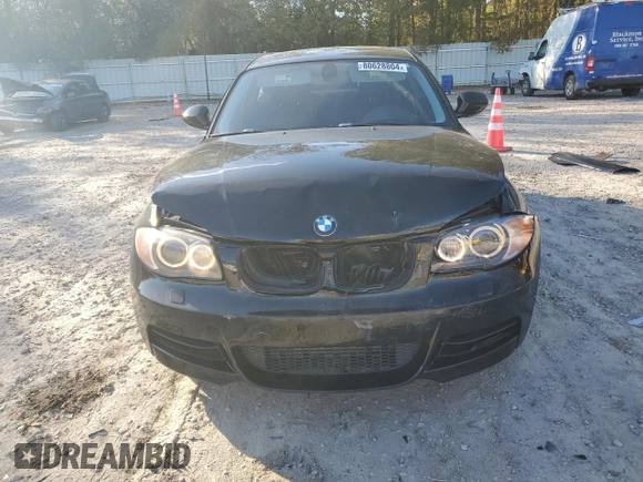 2010 BMW 1 Series 135i with VIN WBAUC7C50AVK96552, listed as a Copart auction lot 80628804 with 94,457 mi miles and Salvage Title. Bid and sale history available at carsss.com. Image 5.
