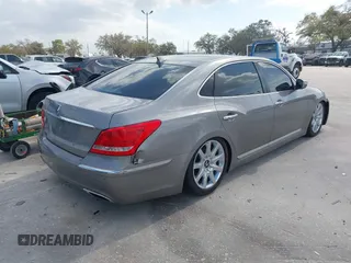 2011 Hyundai Equus Signature with VIN KMHGH4JF7BU040004, listed as a IAAI auction lot 41729796 with 129,950 mi miles and . Bid and sale history available at DreamBid. Image 4.