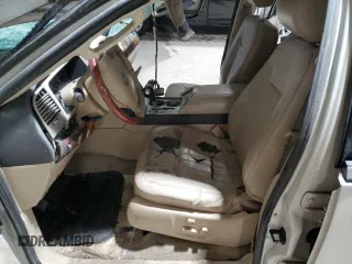 2006 Lincoln Navigator Luxury with VIN 5LMFU28526LJ27780, listed as a Copart auction lot 42564945 with 0 mi miles and Salvage Title. Bid and sale history available at carsss.com. Image 7.