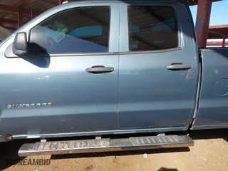 2014 Chevrolet Silverado 1500 LT with VIN 1GCRCREC5EZ335263, listed as a IAAI auction lot 41414079 with 126,039 mi miles. Bid and sale history available at carsss.com. Image 14.