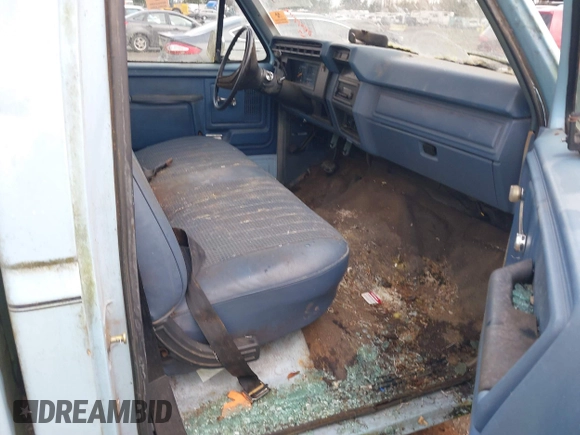 1985 Ford F-150 with VIN 1FTCF15Y1FPA04347, listed as a IAAI auction lot 41767150 with 39,229 mi miles. Bid and sale history available at carsss.com. Image 5.