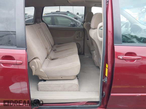 2004 Toyota Sienna XLE z VIN 5TDZA22C24S148709, wystawiony jako IAAI lot #42144527 z przebiegiem 199 711 mil mil oraz . Historia ofert i sprzedaży dostępna na DreamBid. Obrazek 8.