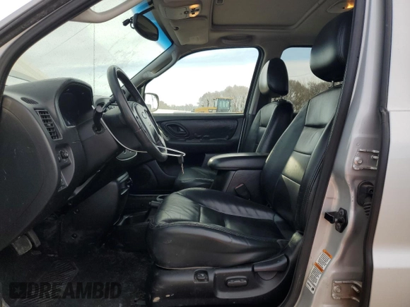 2004 Ford Escape Limited with VIN 1FMCU94144KA71989, listed as a Copart auction lot 49144075 with 144,282 mi miles and Clean Title. Bid and sale history available at carsss.com. Image 7.
