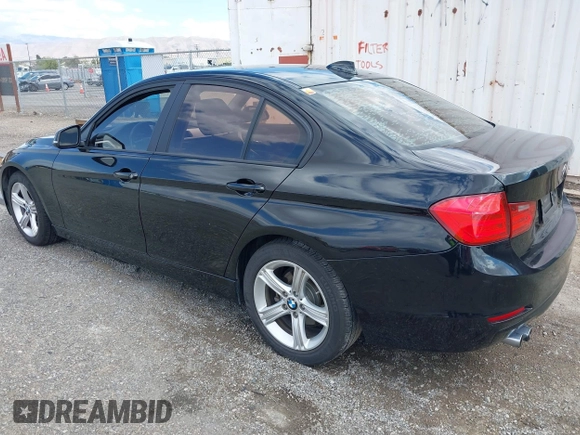 2013 BMW 3 Series 328i with VIN WBA3C1C5XDF444200, listed as a IAAI auction lot 42204600 with 113,274 mi miles and . Bid and sale history available at carsss.com. Image 3.