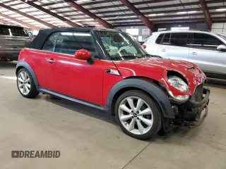 2015 MINI Convertible S z VIN WMWZP3C56FT298876, wystawiony jako Copart lot #41647375 z przebiegiem 96 038 mil mil oraz Szkoda całkowita • Salvage title. Historia ofert i sprzedaży dostępna na DreamBid. Obrazek 4.