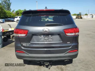 2018 Kia Sorento LX z VIN 5XYPG4A36JG375655, wystawiony jako Copart lot #56294815 z przebiegiem 65 771 mil mil oraz Szkoda całkowita • Salvage title. Historia ofert i sprzedaży dostępna na DreamBid. Obrazek 6.