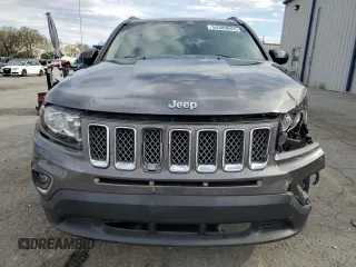 2017 Jeep Compass High Altitude with VIN 1C4NJDEB6HD192680, listed as a Copart auction lot 54389945 with 97,109 mi miles and Salvage title. Bid and sale history available at DreamBid. Image 5.