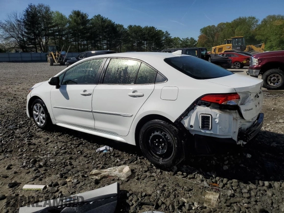 2021 Toyota Corolla LE with VIN JTDEPMAE5MJ132786, listed as a Copart auction lot 54755225 with 44,684 mi miles and Salvage Title. Bid and sale history available at DreamBid. Image 2.